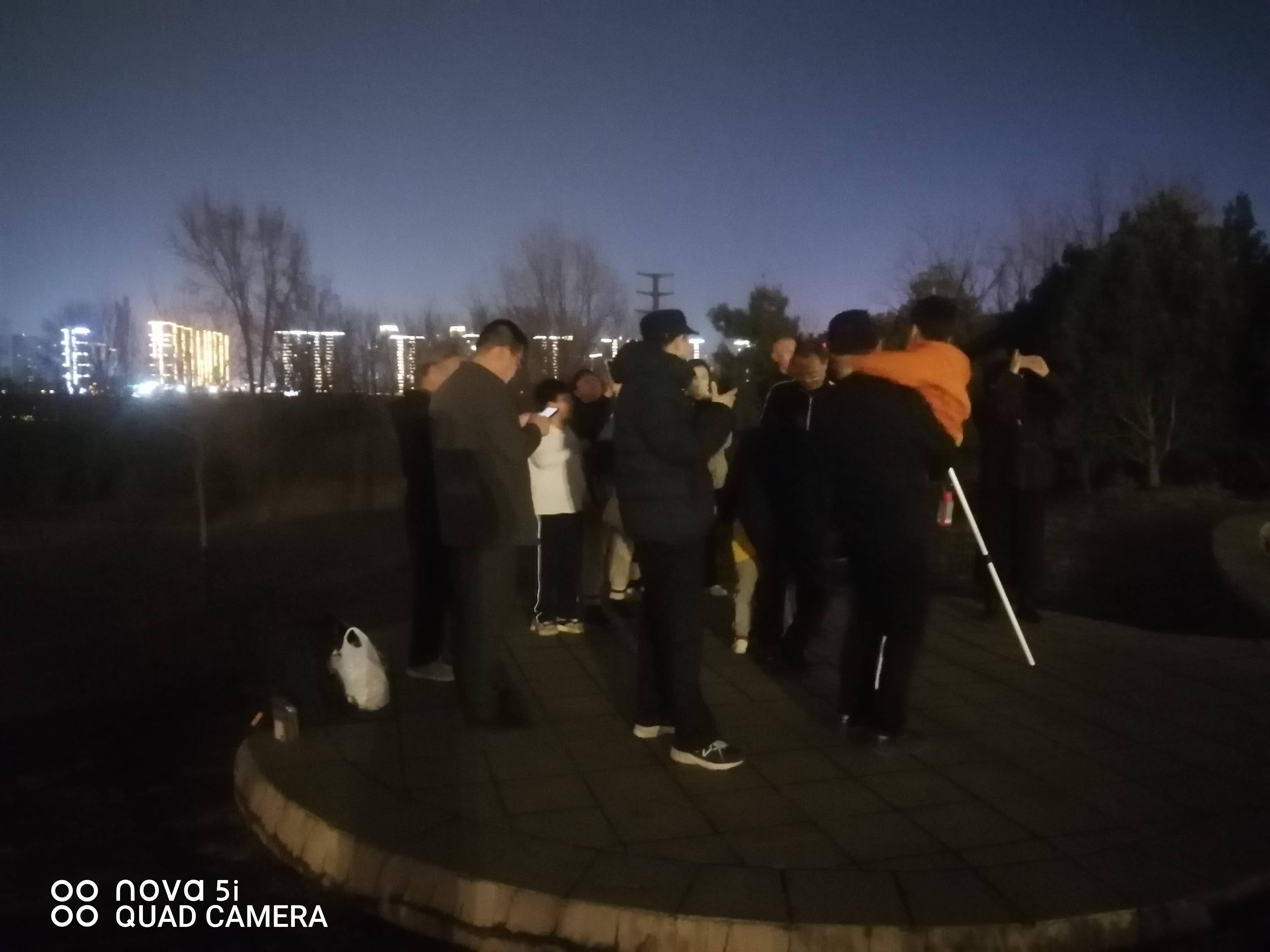 有馆长的照片.jpg