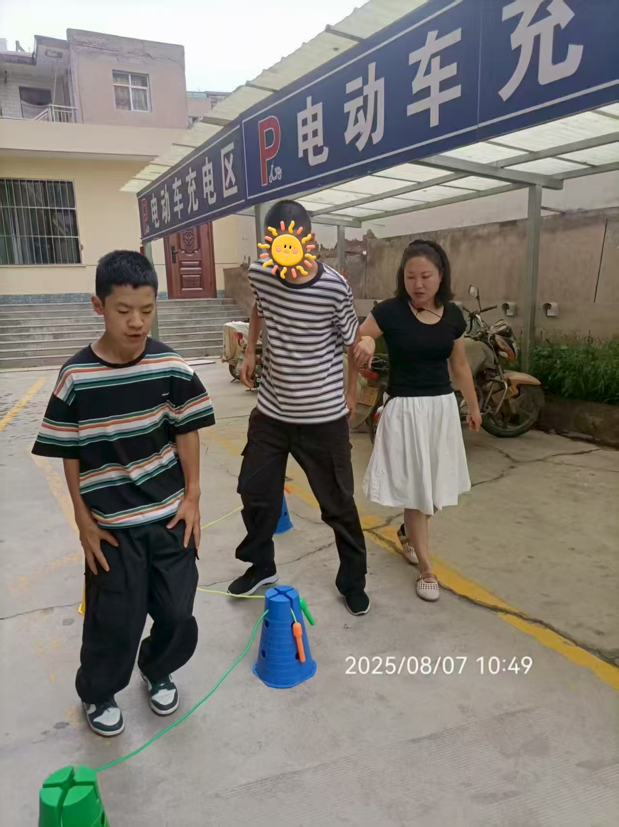 4.jpg